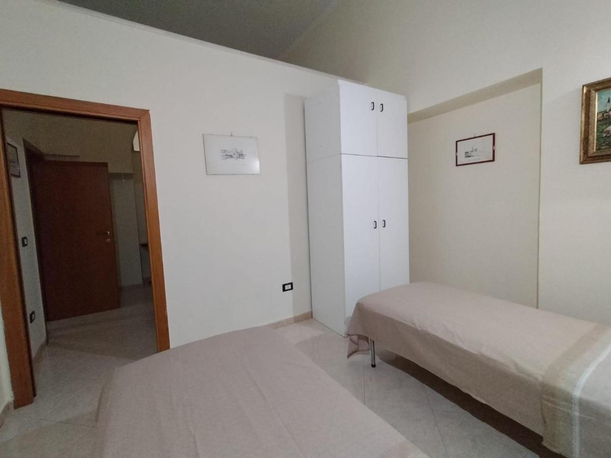 Casa Vacanze Al Castello Трані Екстер'єр фото